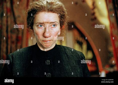 Emma Thompson ako Nanny McPhee