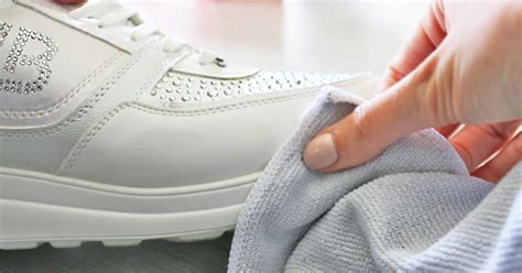 Starostlivosť o rôzne materiály topánok