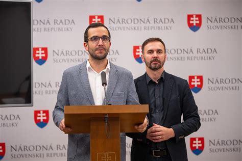 Piktogramy znázorňujúce spravodlivosť a trest za porušenie zákona