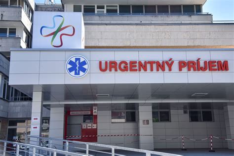 práca zdravotníckeho tímu na urgentnom príjme