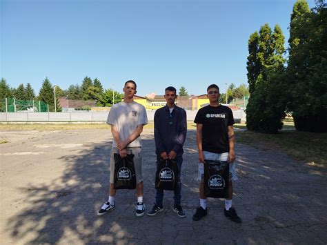 Ocenenie víťazného družstva z Jakubian