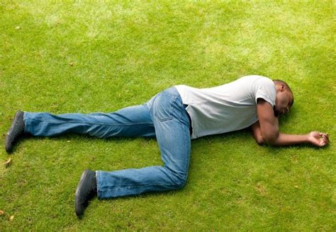 Schéma uloženia pacienta do stabilizovanej polohy