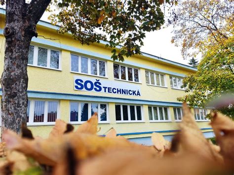 Budova Strednej odbornej školy technickej vo Vrábľoch