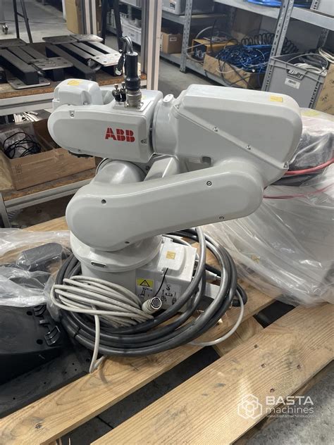 Priemyselný robot ABB IRB 120 v školskej dielni