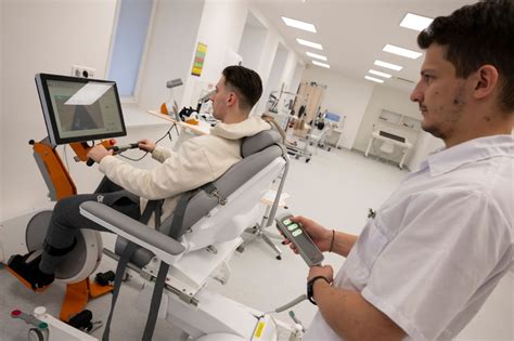 Robotická rehabilitácia v Nemocnici AGEL