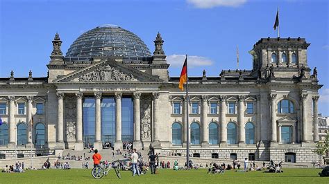 Budova Spolkového súdneho dvora v Karlsruhe