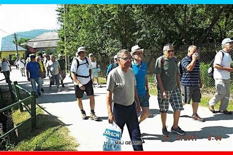 Okresný turistický zraz seniorov v Podbrezovej