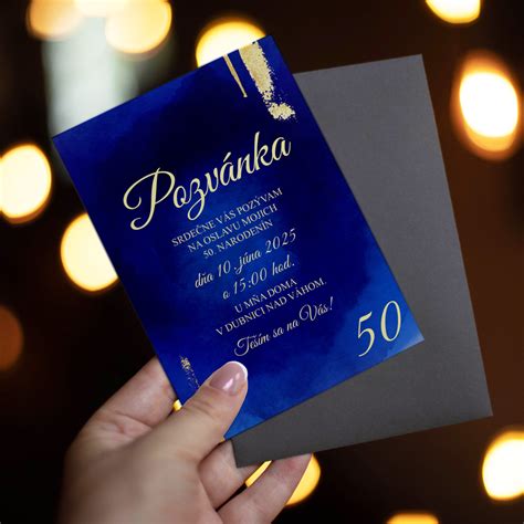 Ukážka elegantnej pozvánky s jasnou typografiou