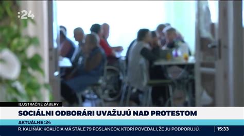 Zamestnanci v sociálnych službách