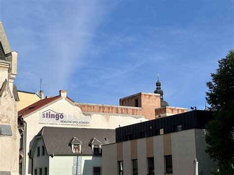 Fotografia historického centra Čadce s pamiatkovo chránenými budovami