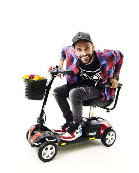 Elektrický skúter pre seniorov v modernom dizajne