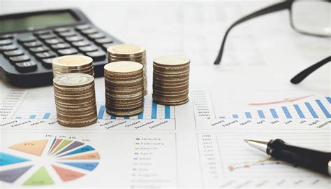 Osobitné prípady a obmedzenia nároku na dávku v nezamestnanosti