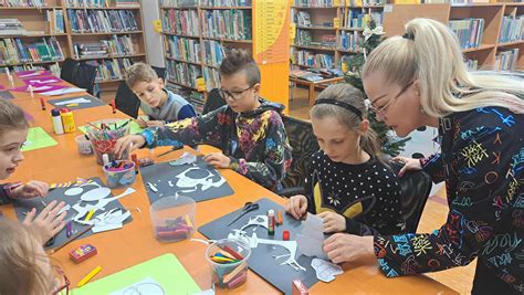 Schematické znázornenie osobnej a formálnej sociálnej siete pre abstinujúcich alkoholikov