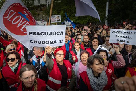 Protest odborov vo Volkswagen Slovakia