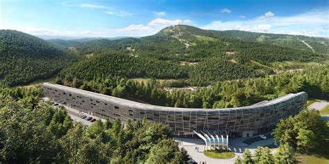 Moderný hotelový komplex s wellness centrom