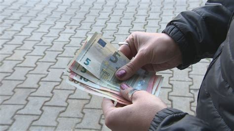 Súhrn príspevkov a dávok pre rodičov