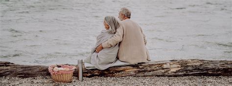 Ilustračná fotografia osoby žiadajúcej o dôchodok