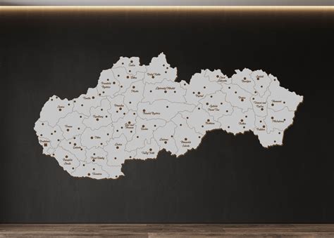 Mapa Slovenska s vyznačenými mestami a výškou príspevku na stravovanie pre dôchodcov