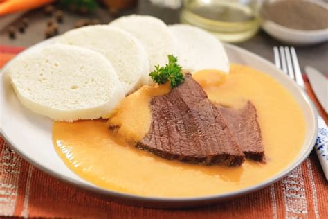 Hotová sviečková na smotane