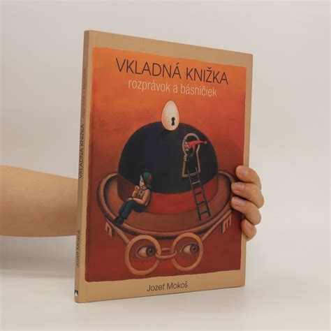 Vkladná knižka a starší človek