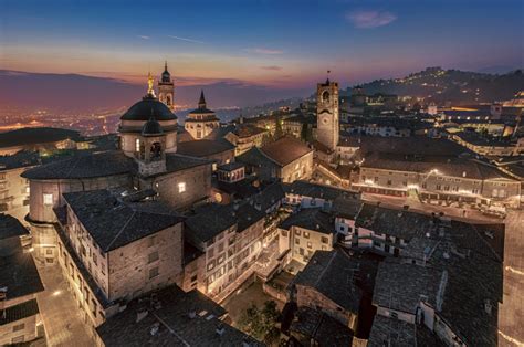 Panoráma mesta Bergamo z výšky