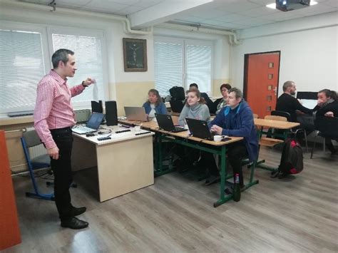 Učitelia a školitelia na seminári