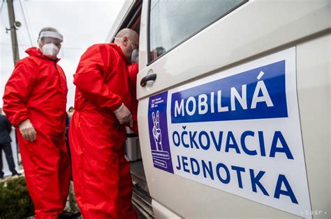 Mobilné očkovacie centrum pre seniorov
