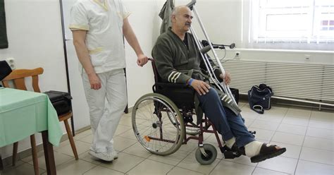 Pacienti na rehabilitácii v Hronovciach