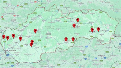 Mapa Slovenska s označenými miestami, kde fungujú denné centrá pre seniorov