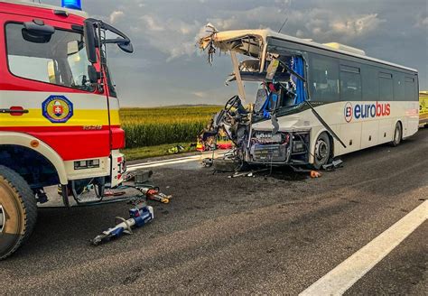 Mobilný telefón a dopravná nehoda