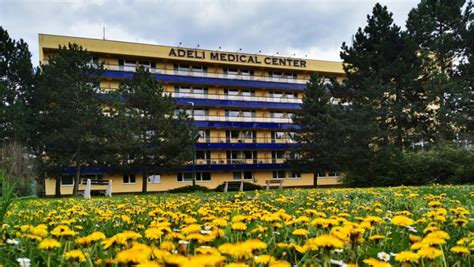Personál ADELI Medical Center s pacientmi