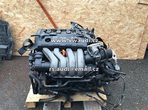 Motor 2.0 FSI v detailnom zábere