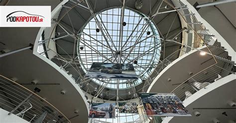 Interiér Galérie SPP s vystavenými dielami