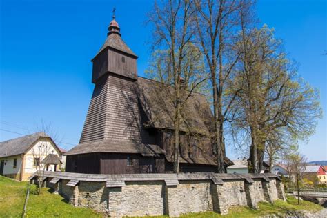 Drevený kostolík v Hervartove, exteriér