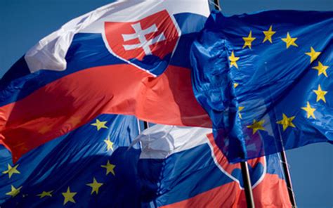 Priemerná dĺžka života na Slovensku a v EÚ