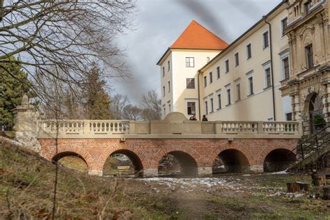Barokový mostík v stupavskom kaštieli po rekonštrukcii