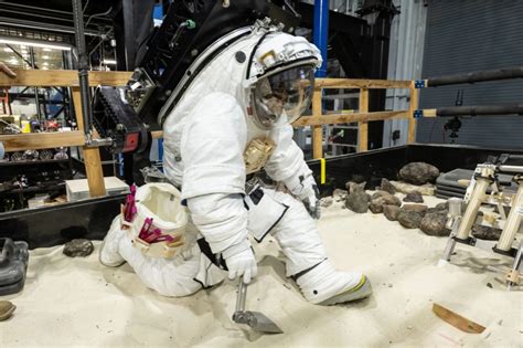 Astronaut v skafandri