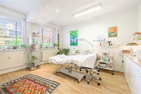 Príklad usporiadania masérskeho salónu podľa hygienických noriem