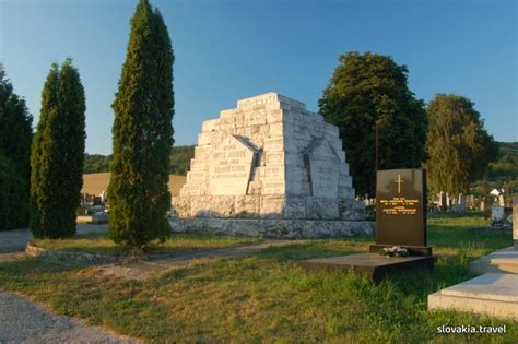 Pamiatky Brezovej pod Bradlom