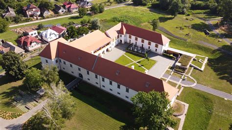Budova denného stacionára Nezábudka, n.o. vo Fiľakove