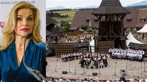 Dav ľudí na festivale Trdlofest