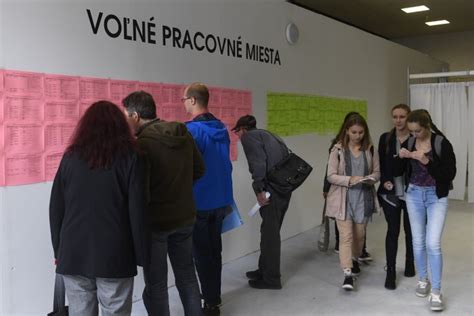 Skupina opatrovateľov na vzdelávacom seminári