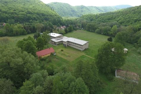Legislatíva upravujúca školu v prírode