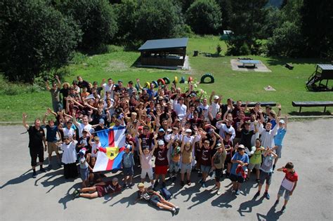 Deti na letnom tábore na Slovensku